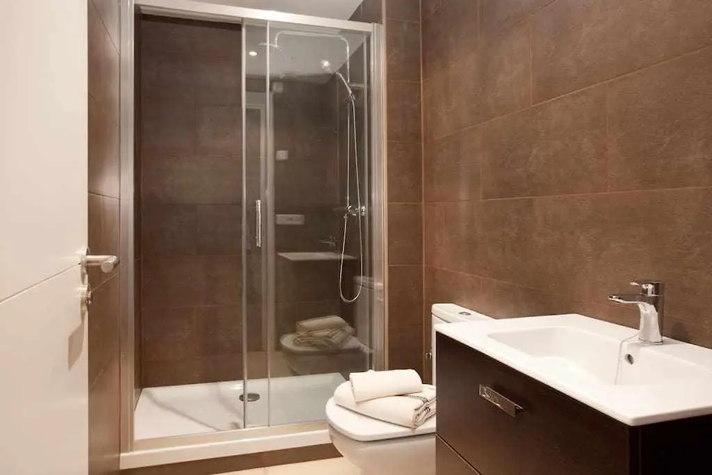 Apart Centrico Con Terraza En Gracia Barcelona Spanien
